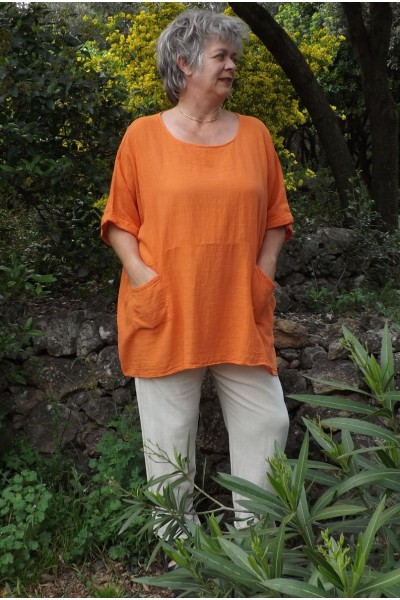 Tunique coton Pauline couleur giroflée et pantalon lin Antoine
