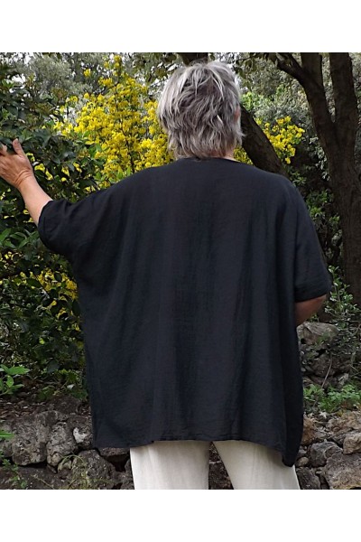 Tunique Oversize Femme en Coton Léger de couleur noire.