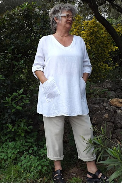 Tunique en Lin blanche Grande Taille Femme – Col V avec 2 Poches |
