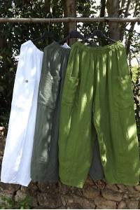 Pantalon en Lin Grande Taille avec Grandes Poches – Confort & Élégance