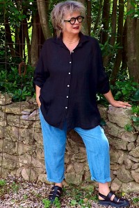 Chemise en lin femme manches longues noire– Élégance naturelle