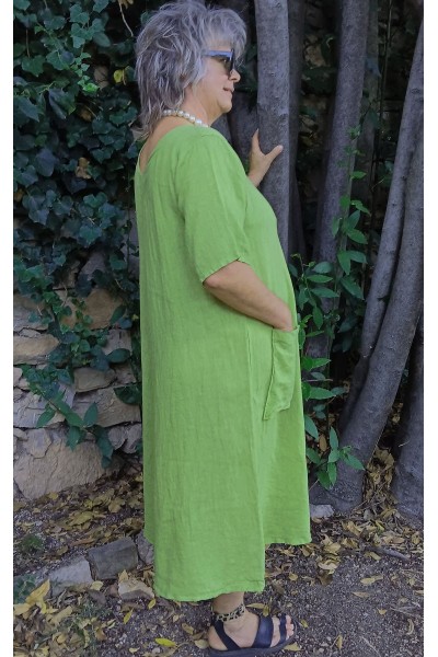 Robe longue en lin grande taille – Élégance avec double col V