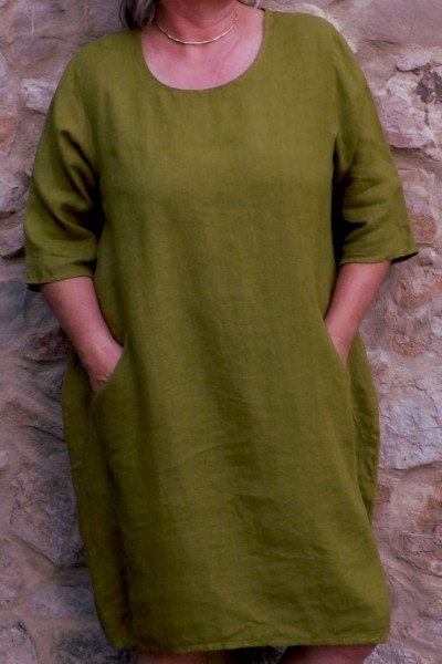 Robe en lin verte grande taille avec poches – Légèreté et confort chic