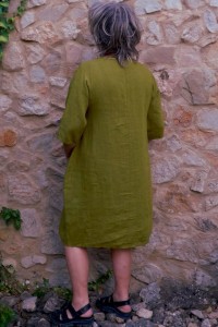 Robe en lin verte grande taille avec poches – Légèreté et confort chic