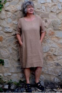 Robe Eva en lin avec deux poches pratiques