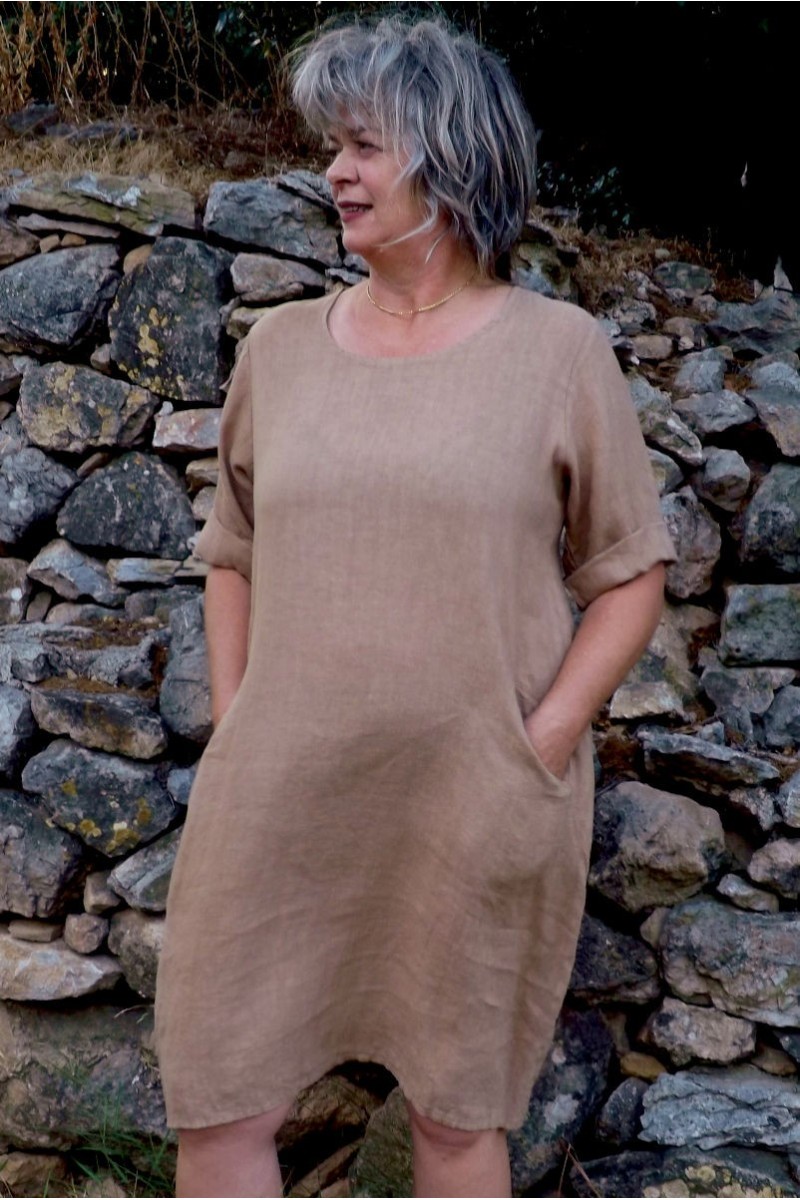 Robe en lin Eva de couleur Beige Pérou Robe en lin Eva de couleur Beige Pérou