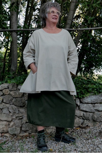 Jupe Grande Taille en Velours – Confort, Élégance & Poches pratiques