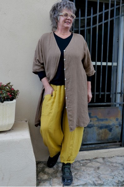Pantalon lin Ursule moutarde et Veste Céleste Havane