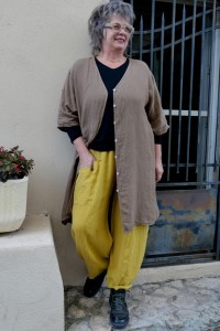 Pantalon lin Ursule moutarde et Veste Céleste Havane