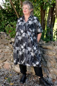 Robe tunique Fleur Noire et Blanche