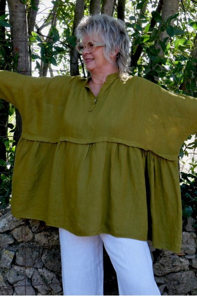 Tunique en lin vert femme grande taille – Col V bouton, manches