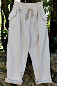 Pantalon femme grande taille – taille élastique, poches et cordon.