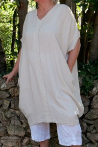 Robe lin beige femme grande taille jusqu’au 54 – col V devant et dos