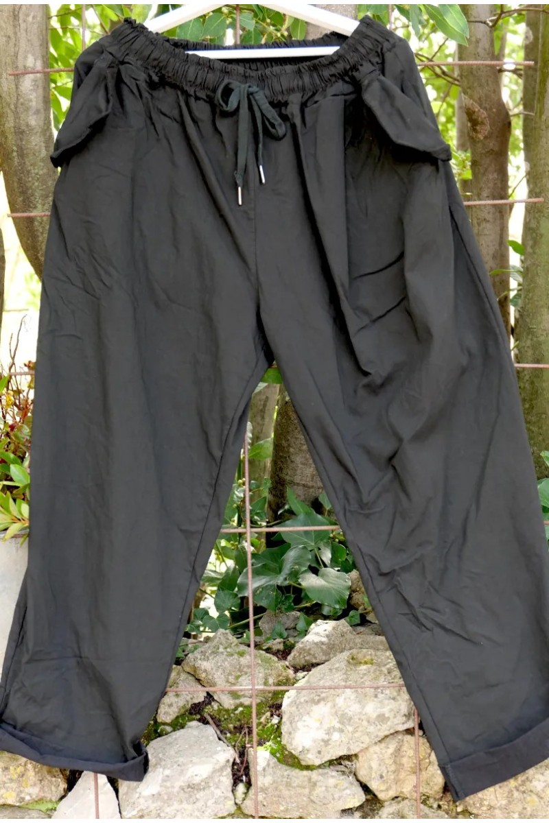 Pantalon noir femme grande taille – taille élastique, poches et cordon