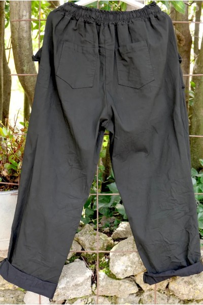 Pantalon noir femme grande taille – taille élastique, poches et cordon