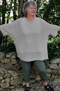 Pull maille coton taupe femme grande taille over size manches courtes