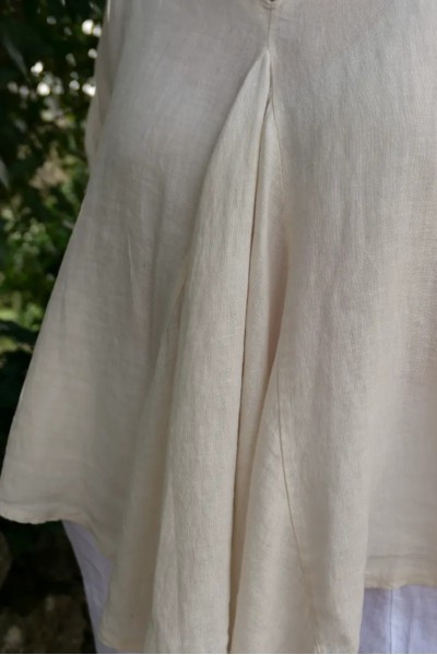 Top en lin beige femme grande taille – coupe poncho fluide, col V.