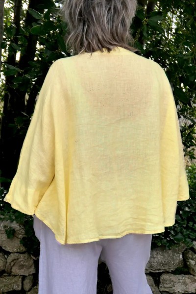 Top en lin acidulé femme grande taille – coupe poncho fluide, col V.