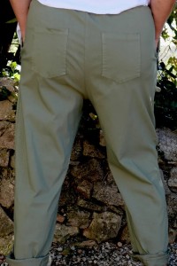 Pantalon kaki grande taille femme confortable à ceinture élastiqué