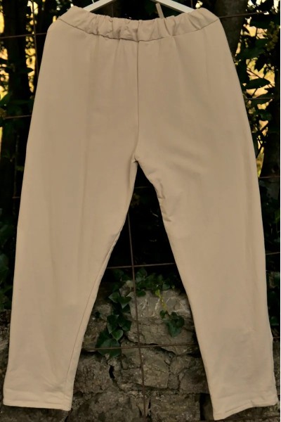 Pantalon femme grande taille beige coton élasthanne – confort et style