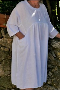Robe longue en lin blanc grande taille - col rond, poches, confortable
