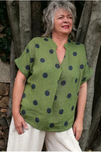Top en lin vert à pois femme grande taille – col V féminin, manches
