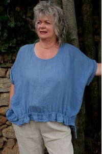 Top lin bleu grande taille femme oversize asymétrique réglable – léger