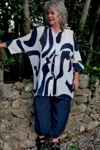 Chemise Solenne Bleu marine et Pantalon confortable Zéphyr Bleu marine