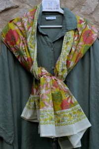 foulard coton léger et doux, couleurs lumineuses