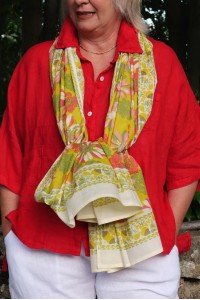 foulard coton motif floral anis, ivoire, rose, fushia