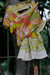 Foulard coton Pivoine anis & ivoire