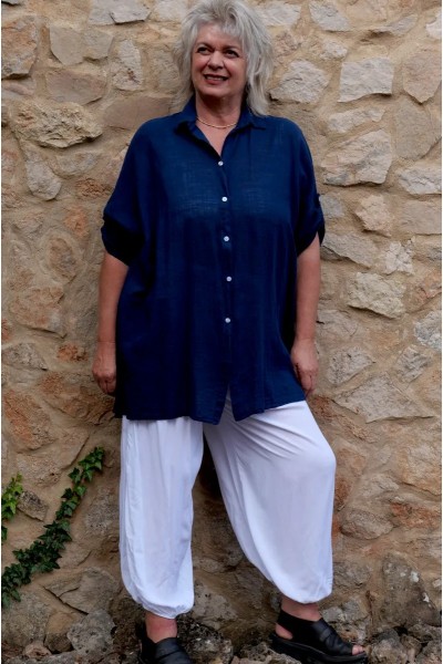 Pantalon ultra léger Zéphir Blanc et Chemise coton Solenne uni bleu marine