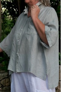 Chemise lin Armelle gris clair, grande taille, confortable