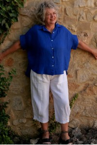 Chemise lin Anna Bleu outremer et Pantalon lin Omer blanc