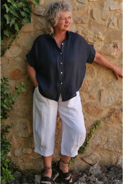 Chemise lin Anna Bleu marine, manches courtes & Pantalon Omer Beige, grande taille confortable