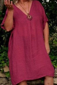 Robe lin grande taille, col V avec pince élégant