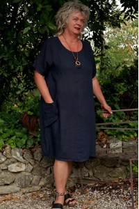 Robe lin Nathalie bleu marine