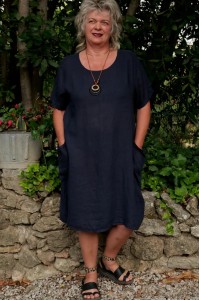 Robe lin femme grande taille, col rond, manches courtes et poches pratiques