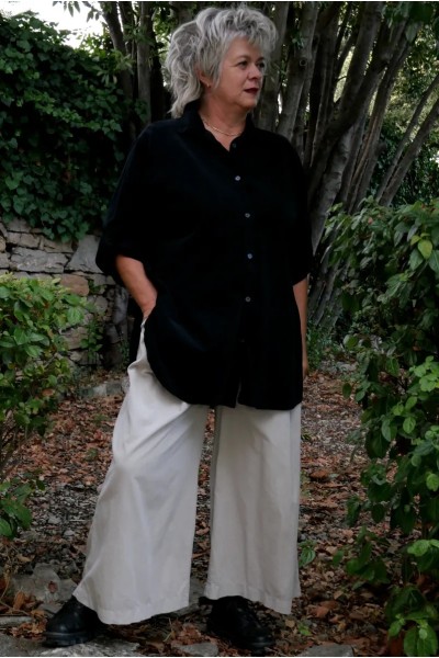 Chemise over size grande taille noire, velours milleraies coton & Pantalon large, ample, femme grande taille confortable