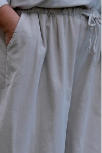 Pantalon velours milleraies, poches pratiques & ceinture élastiquée, cordon de réglage