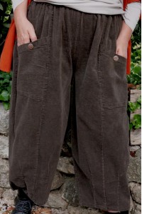 Pantalon grande taille confortable et ample